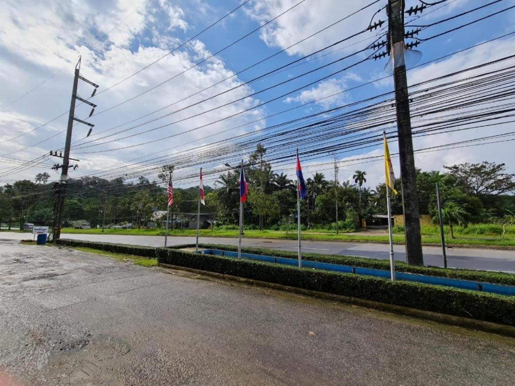 Phu Nga Hotel Natai Beach Kültér fotó