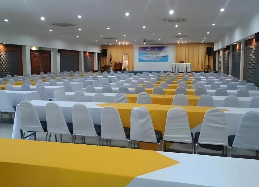Phu Nga Hotel Natai Beach Kültér fotó